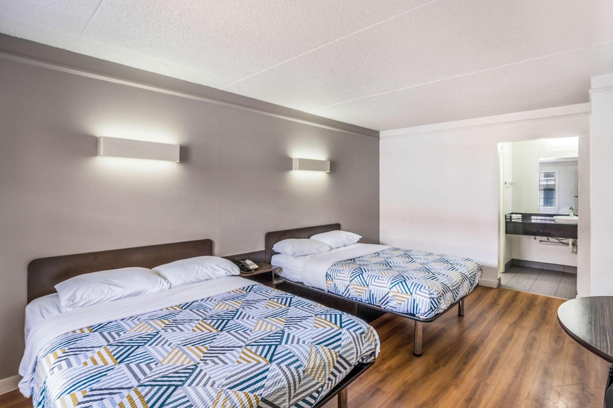 Motel 6-Dallas, Tx - Market Center Eksteriør bilde
